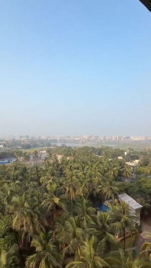 Plot Area in 5 BHK Apartment at K Raheja Valletta, Juhu – for Sale
