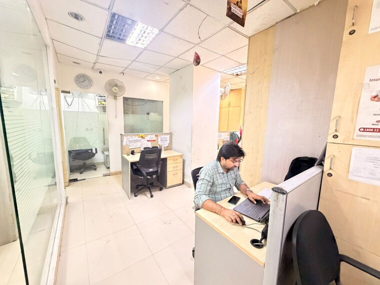 Team Area, netaji subhash place Commercial Office Space 1066 Sq.Ft. In Netaji Subhash Place Delhi 10775789