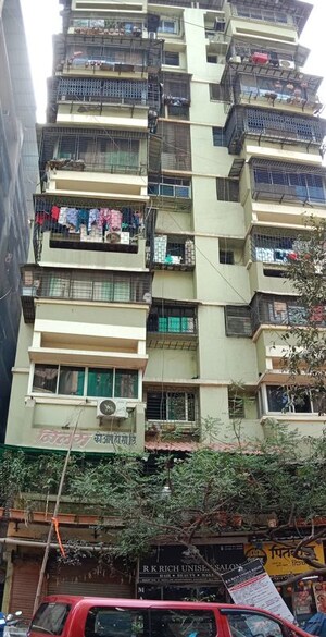 Apartment For Sale in Kharkar Alley