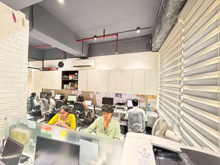 Team Area, netaji subhash place Commercial Office Space 1275 Sq.Ft. In Netaji Subhash Place Delhi 10775802