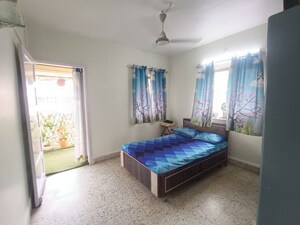 Bedroom in 2.5 BHK Apartment at Ic Colony – for Rent
