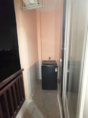 Building Lobby in 2 BHK Builder Floor at Sector 42 – for Rent