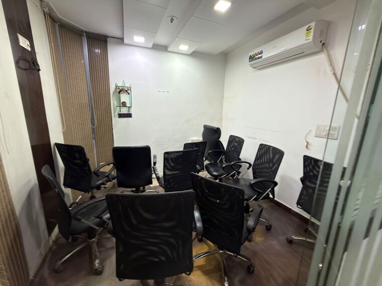 Team Area, netaji subhash place Commercial Office Space 753 Sq.Ft. In Netaji Subhash Place Delhi 10775819