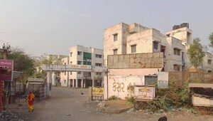  Apartment For Sale in Makka Nagar Society