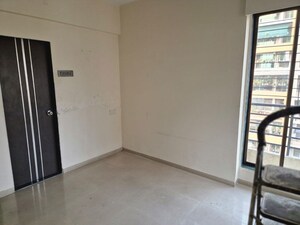 Room in 2 BHK Apartment at Paradise  Sai Jewel, Kharghar – for Rent