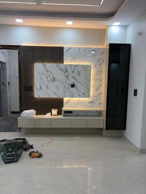 Living Room in 3 BHK Builder Floor at Palam Vihar – for Rent