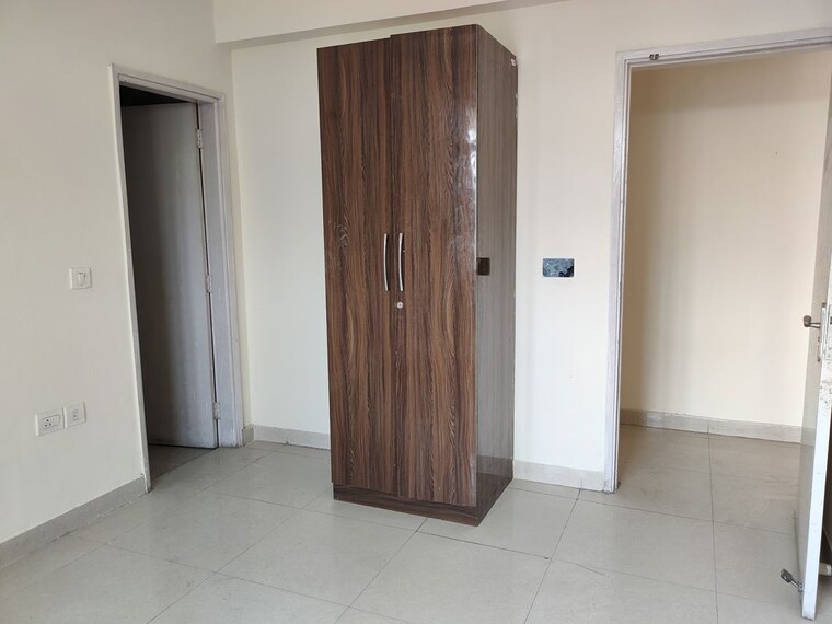 Room, pareena-express-heights 3.5 Bedroom 2000 Sq.Ft. Apartment In Sector 99 Gurgaon 10775870