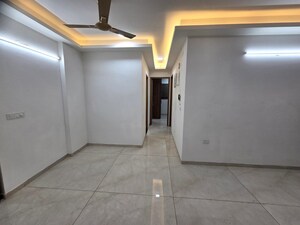 Room in 3 BHK Apartment at Godrej Urban Park, Chandivali – for Rent