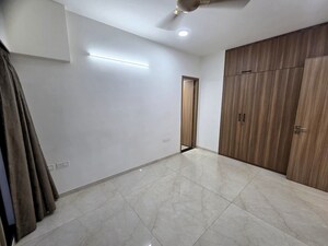 Room in 3 BHK Apartment at Godrej Urban Park, Chandivali – for Rent