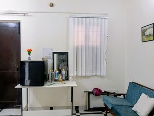 Room in 1 RK Apartment at Sector 16b Dwarka – for Rent