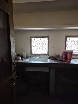 Kitchen/pantry in 1.5 BHK Apartment at Mayur Vihar – for Rent
