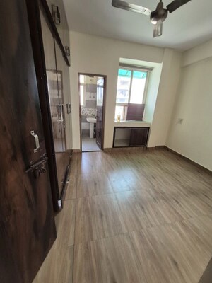 3.5 BHK Apartment For Sale in Vasant Apartment Mayur Vihar, Mayur Vihar 1