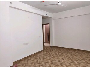 Room in 3 BHK Apartment at Godrej Air Sector 85, Sector 85 – for Rent