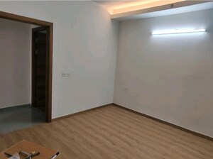 Room in 4 BHK Apartment at Godrej Air Sector 85, Sector 85 – for Rent