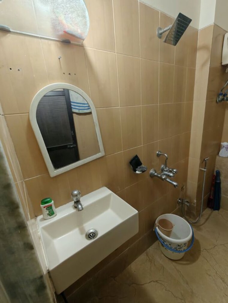 Bathroom, durgashram-chs 1 Bedroom 510 Sq.Ft. Apartment In Andheri East Mumbai 10776021
