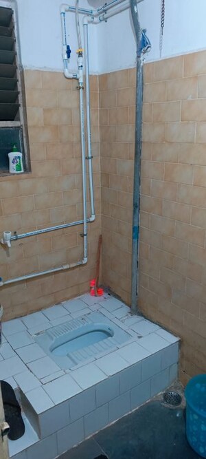 Bathroom in 1 RK Apartment at Chinchwad – for Rent