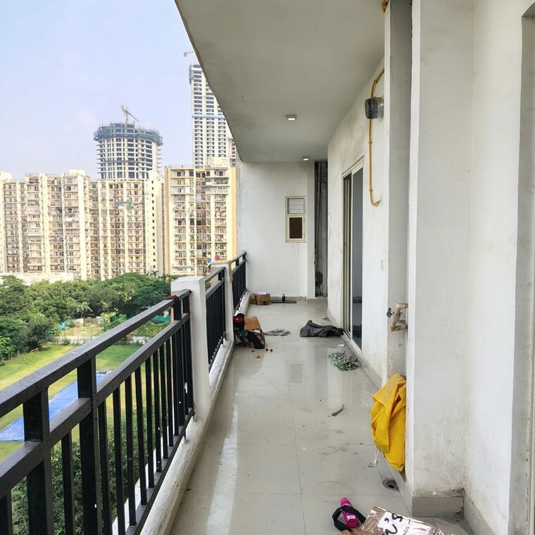 Balcony, gardenia-gateway 3 Bedroom 1595 Sq.Ft. Apartment In Sector 75 Noida 10776121