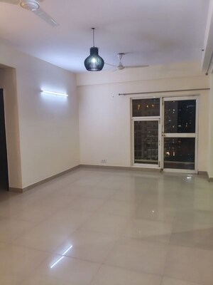 Room in 3 BHK Apartment at Aims Golf City, Sector 75 – for Rent