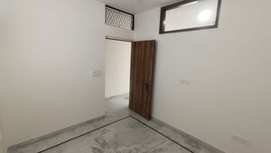 Room in 2 BHK Builder Floor at Malviya Nagar – for Rent