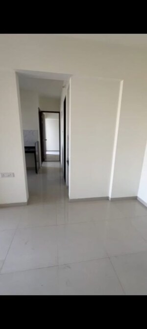 Room in 2 BHK Apartment at Jhamtani Ace Aurum Phase III, Ravet – for Rent