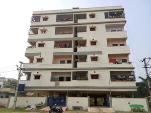  Apartment For Sale in Wyra