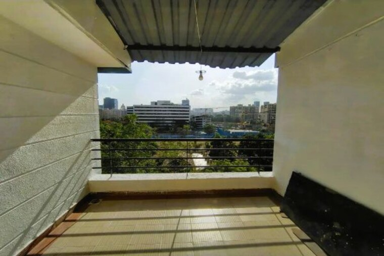 Balcony, la-gloriosa-apartment 2 Bedroom 910 Sq.Ft. Apartment In Kalyani Nagar Pune 10776402