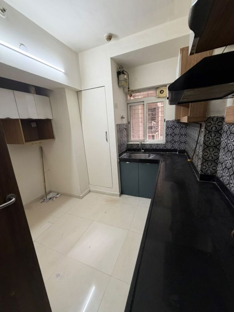 Kitchen, lodha-amara 2 Bedroom 672 Sq.Ft. Apartment In Kolshet Road Thane 10776450