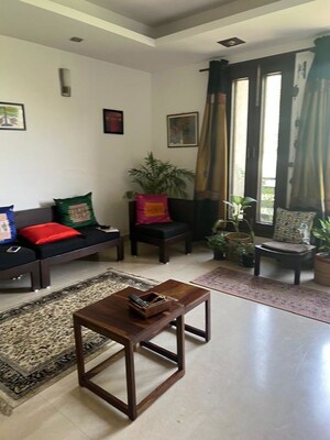 3 BHK Builder Floor For Sale in Gulmohar Park