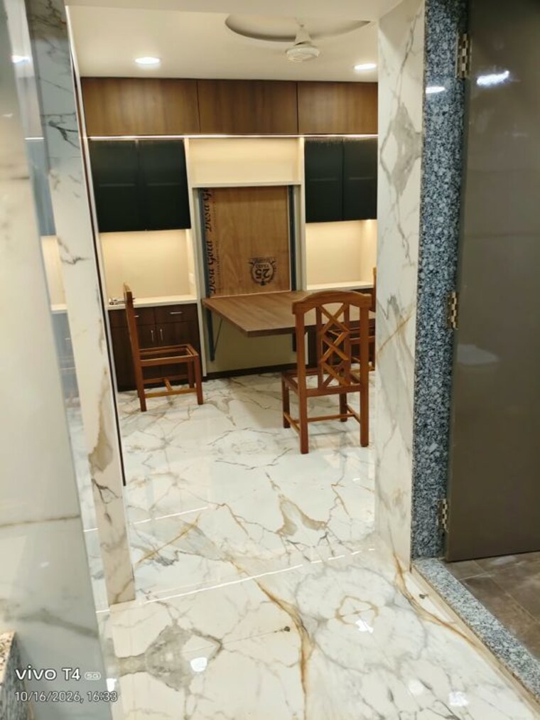Bathroom, zohra-agadi-nagar 2 Bedroom 820 Sq.Ft. Apartment In Andheri West Mumbai 10776485