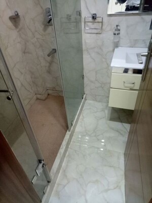 Bathroom in 3 BHK Builder Floor at Safdarjung Enclave – for Rent