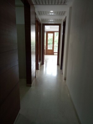 Building Lobby in 3 BHK Builder Floor at Safdarjung Enclave – for Rent