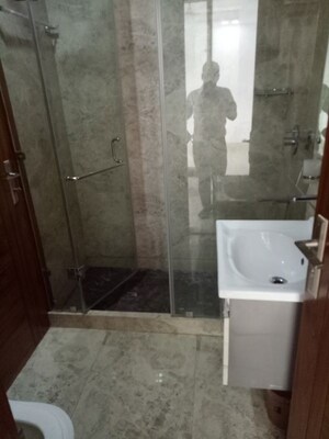 Bathroom in 3 BHK Builder Floor at Safdarjung Enclave – for Rent