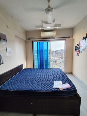 Bedroom in 2 BHK Apartment at Platinum Casa Millennia, Andheri West – for Rent