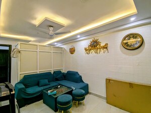 2 BHK Builder Floor For Rent in Saket