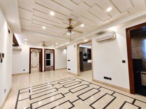 3 BHK Builder Floor – Exterior View View at Defence Colony - for Rent