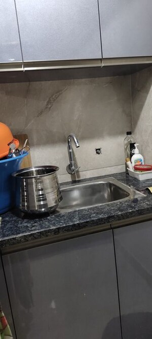 Furnished Amenities in 1 BHK Apartment at Indiranagar – for Rent