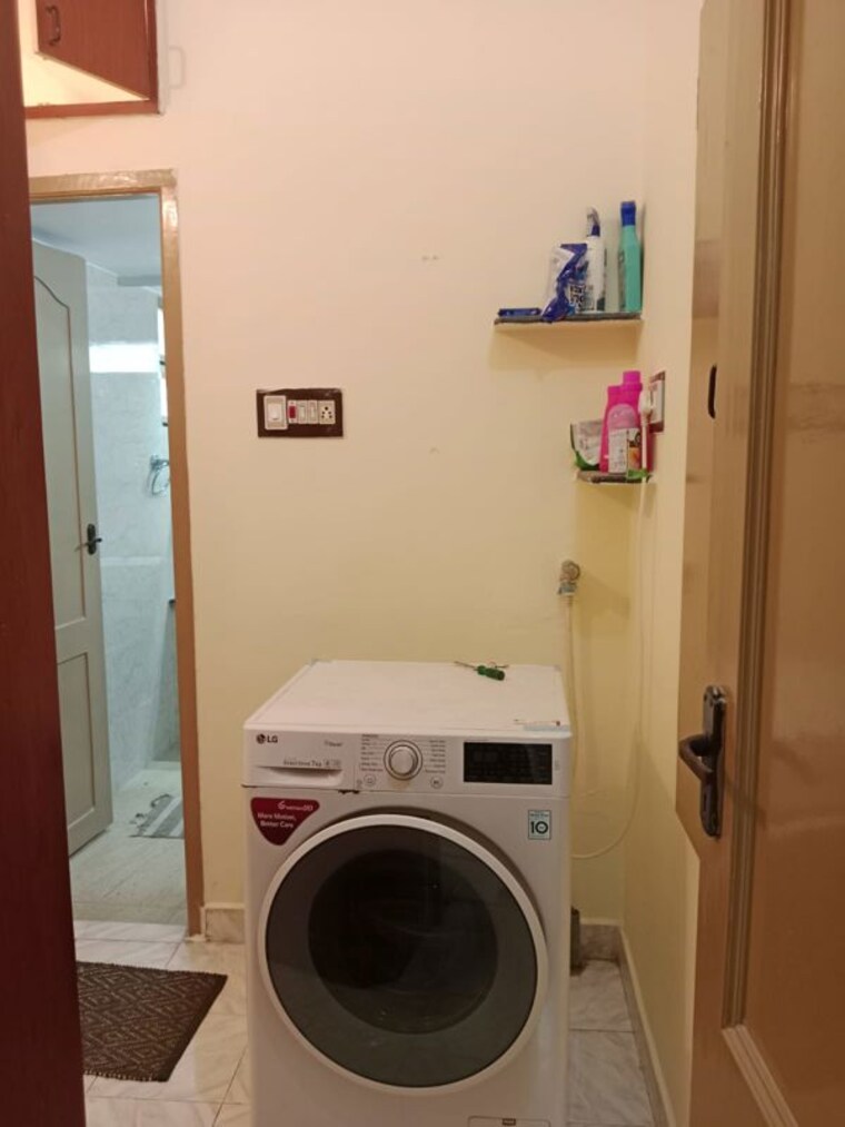 Bathroom, adyar 3 Bedroom 1665 Sq.Ft. Independent House In Adyar Chennai 10776542
