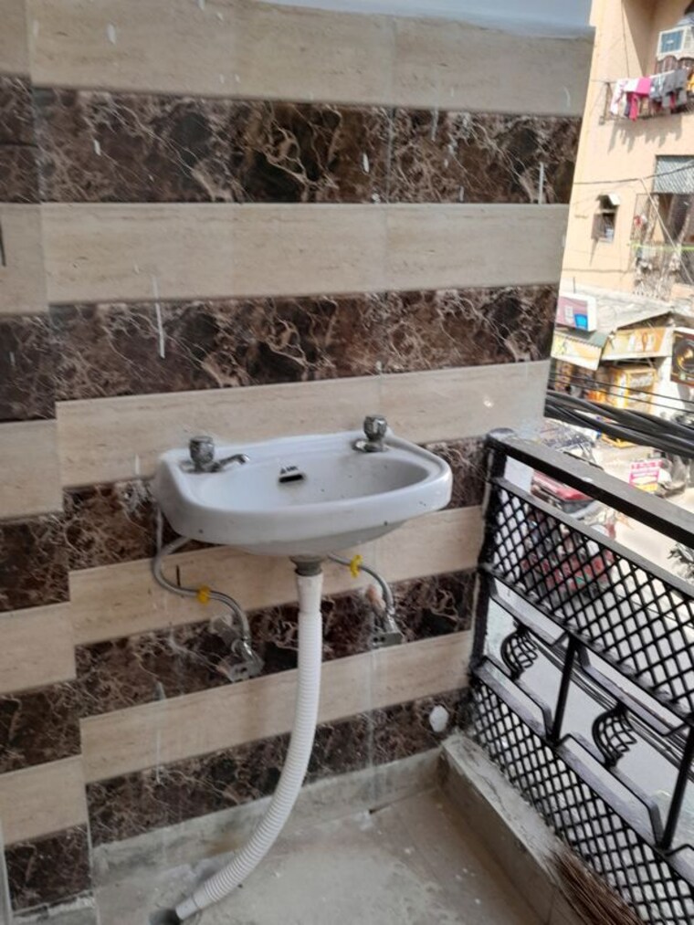 Exterior View, rohini sector 16 2 Bedroom 85 Sq.Yd. Builder Floor In Rohini Sector 16 Delhi 10776558