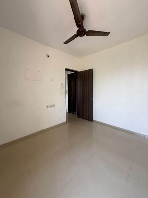 Room in  Apartment at Agarwal And Doshi Complex, Vasai West – for Sale