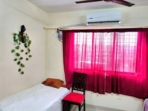 Bedroom in  Pg at Goregaon East – for Rent