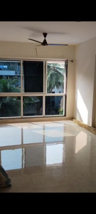 2 BHK Apartment For Rent in Om Shivkrupa CHS in Vile Parle East, Mumbai