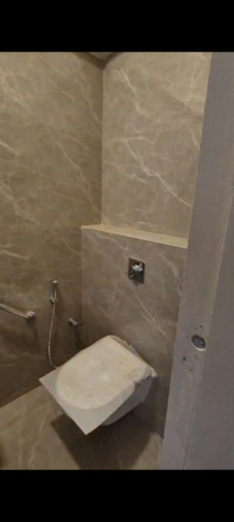 Bathroom, nirmaan-heena 3 Bedroom 832 Sq.Ft. Apartment In Vile Parle East Mumbai 10776609
