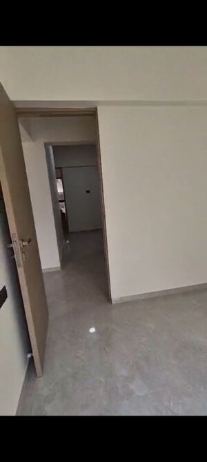 Furnished Amenities in 3 BHK Apartment at Nirmaan Heena, Vile Parle East – for Rent