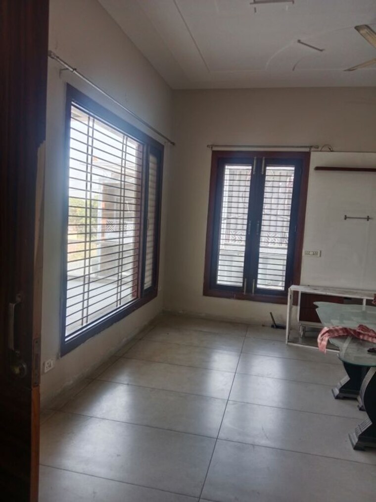 Room, sector 18 3 Bedroom 1902 Sq.Ft. Builder Floor In Sector 18 Panipat 10776611