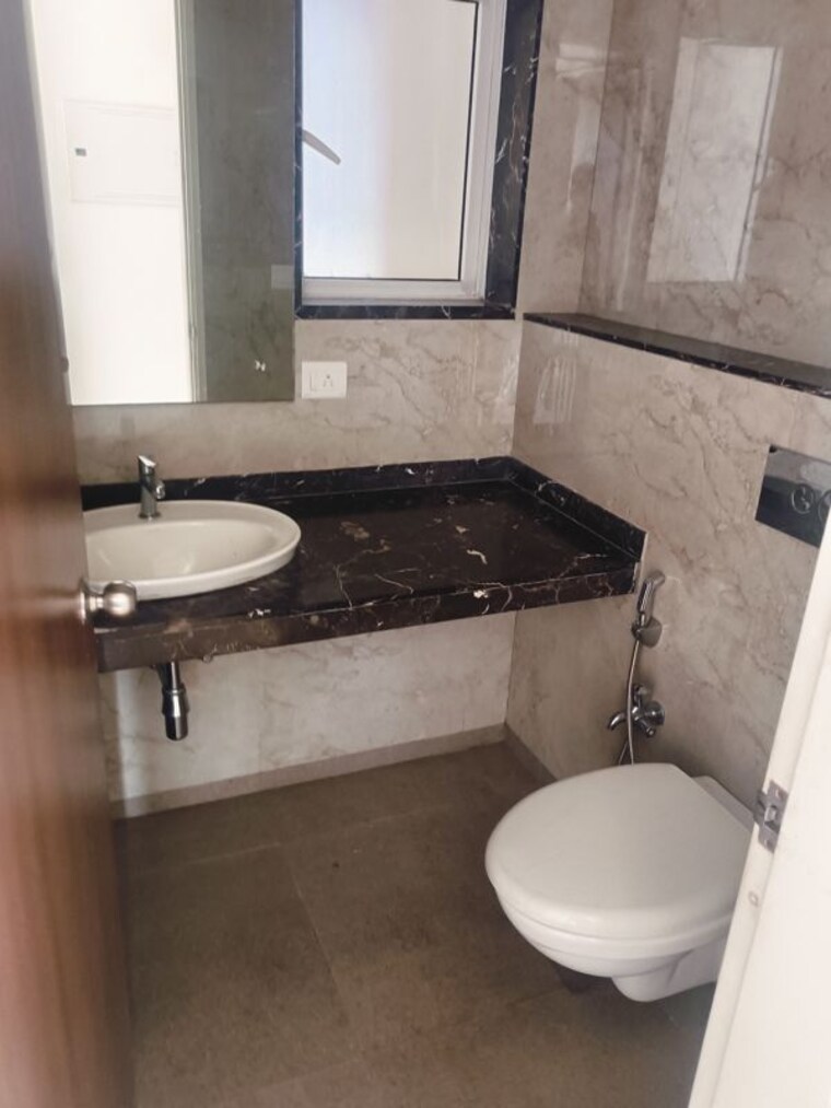 Bathroom, lnt-crescent-bay-t4 2 Bedroom 788 Sq.Ft. Apartment In Parel Mumbai 10776610