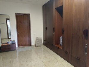 Bathroom in 4 BHK Builder Floor at Jubilee Hills – for Rent