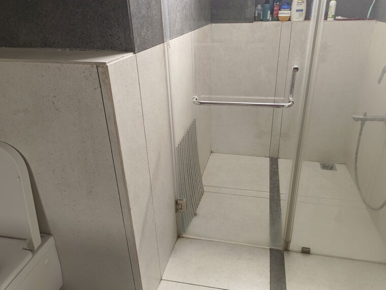 Bathroom, jubilee hills 4 Bedroom 4250 Sq.Ft. Builder Floor In Jubilee Hills Hyderabad 10776613