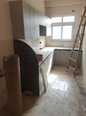 Kitchen in 2 BHK Builder Floor at Sector 57 – for Rent