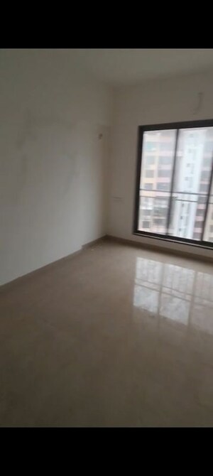 Room in 2 BHK Apartment at Sai Shivneri Apartment, Andheri West – for Sale