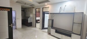 Room in 2 BHK Builder Floor at Dwarka Mor – for Rent
